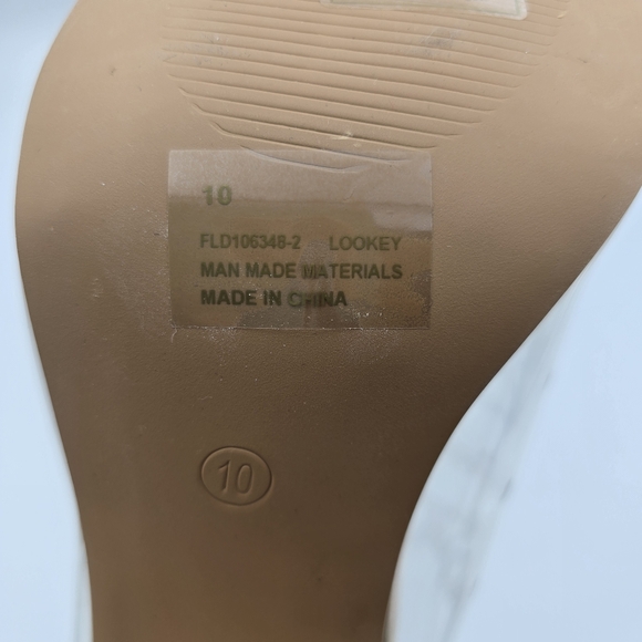 NWOT Cape Robbin Lookey Rose Gold Clear See-through Transparent Heeled Booties - Picture 12 of 16